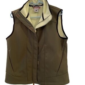 Columbia Womens green hiking /camping  fleece lined athletic Vest in size large